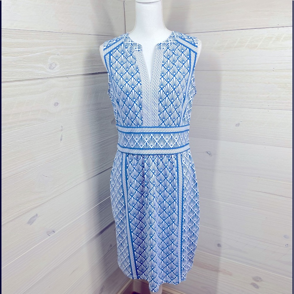 J. McLaughlin Art Deco Print blue and white dress